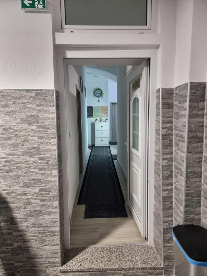 Hostel Bellavista كوبر المظهر الخارجي الصورة