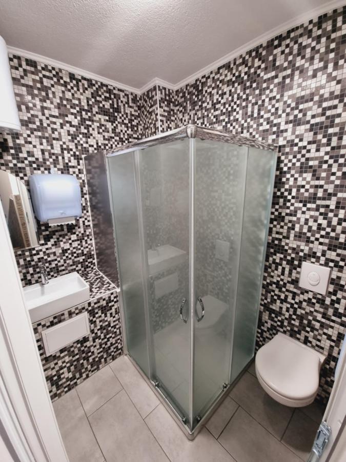 Hostel Bellavista كوبر المظهر الخارجي الصورة